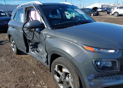 2023 Hyundai Venue Sel z USA, uszkodzony, nr VIN KMHRC8A39PU275614